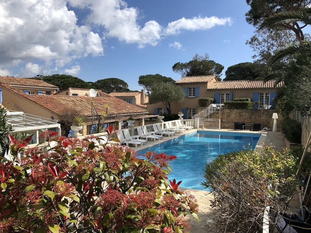 Hotel Jas Neuf Sainte-Maxime Exterior photo